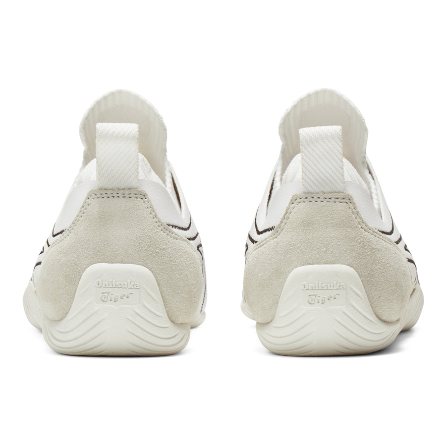 Onitsuka Tiger SCLAW White/Black — Unisex Sport Sandals