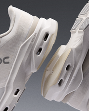 On Cloudpulse 2 Women's Ice/Limelight detail